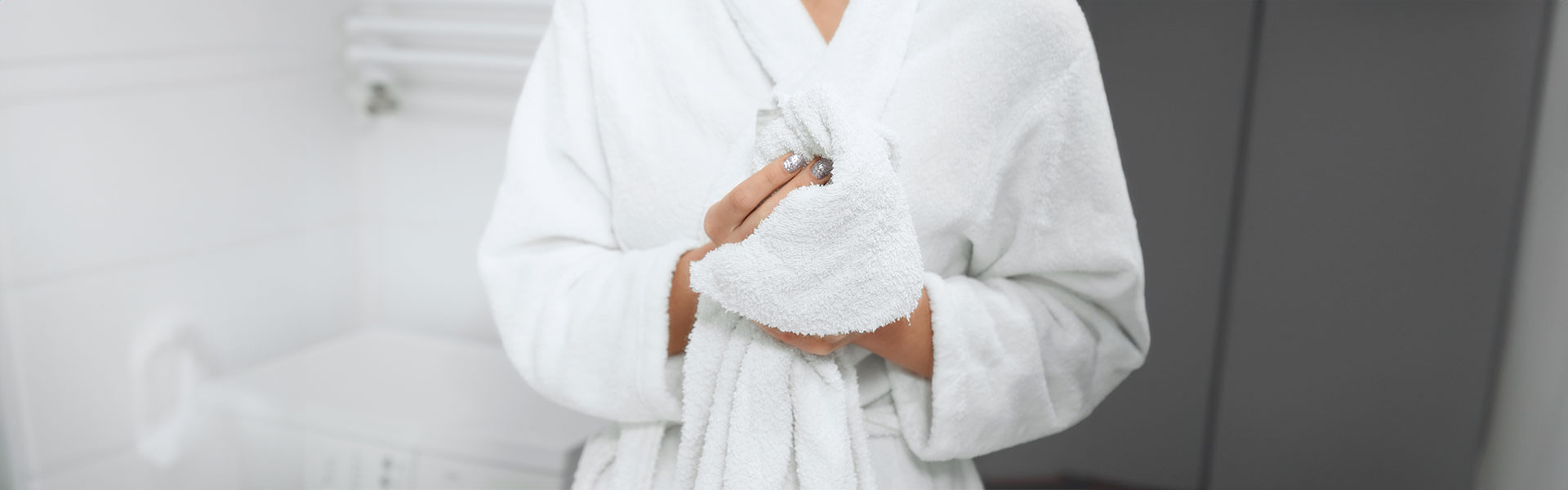 Toallas y batas ideales para alojamientos de relax | Liliana San Miguel